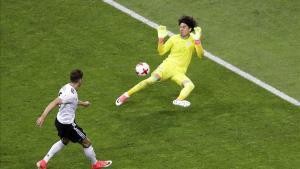 undefined39105886 mexico goalkeeper guillermo ochoa fails to save the ball as 170629205136