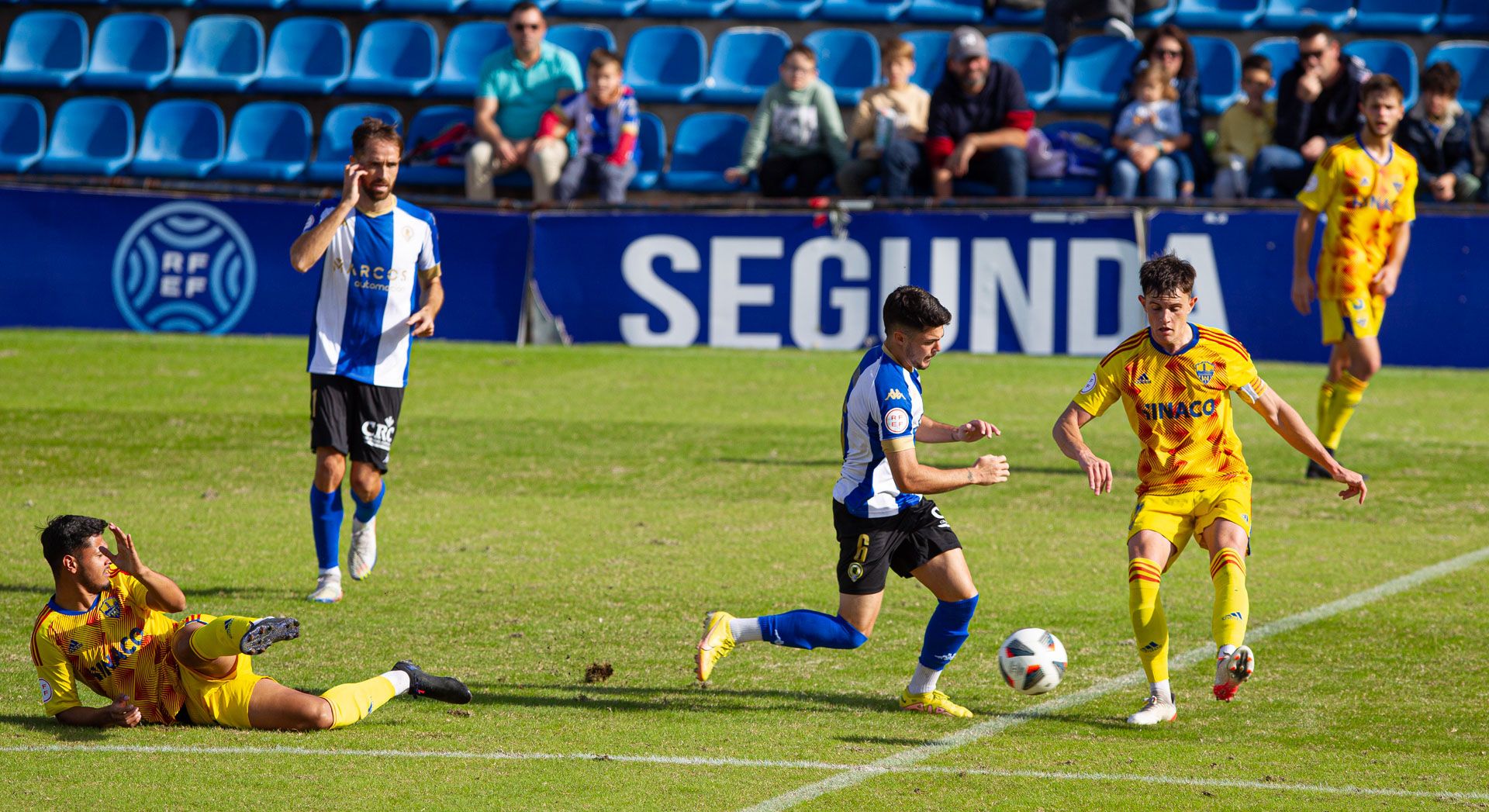 La afición del Hércules estalla tras la derrota frente al Lleida