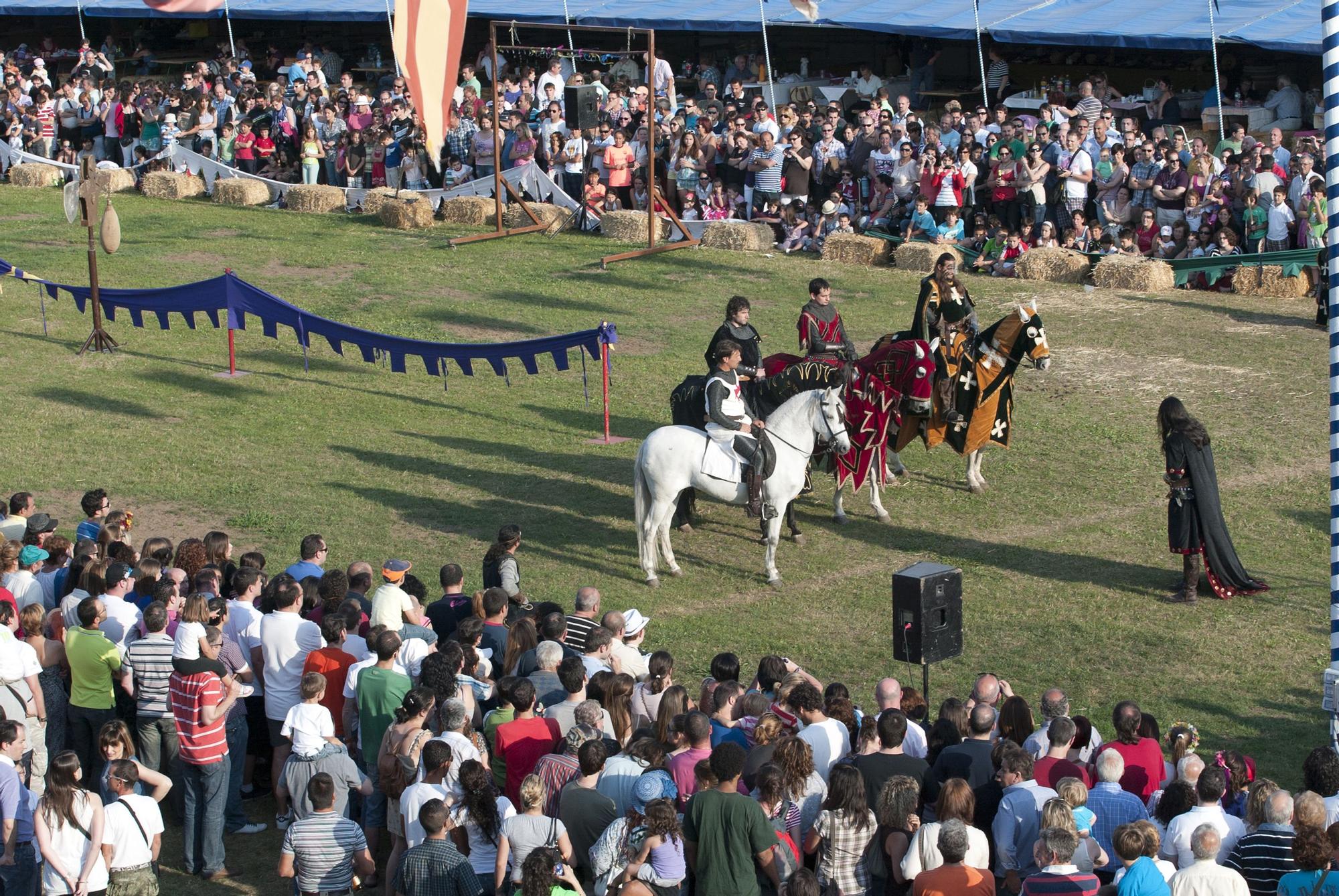 Exconxuraos, historia en imágenes de la fiesta con la que Llanera regresa al medievo