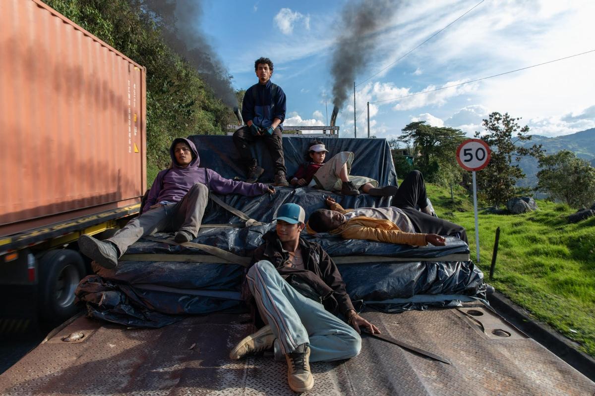 Fotograma de 'Los reyes del mundo', de Laura Mora.