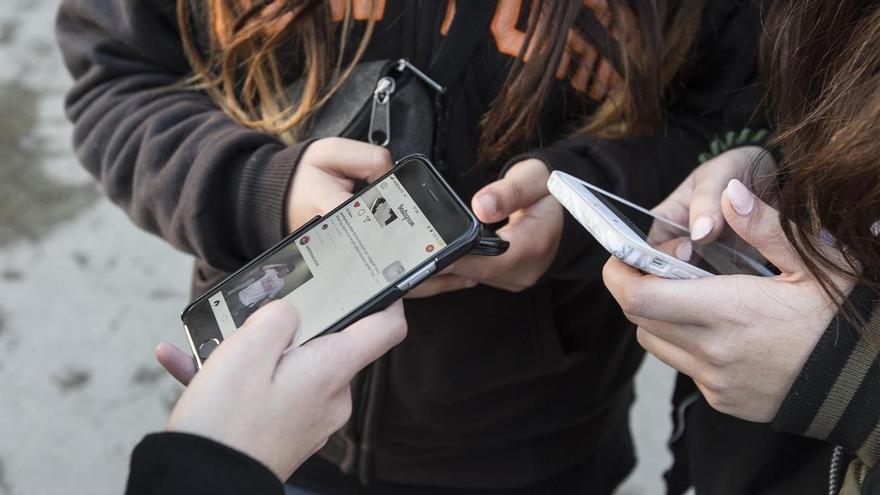 Un joven francés se suicida por un reto de Whatsapp