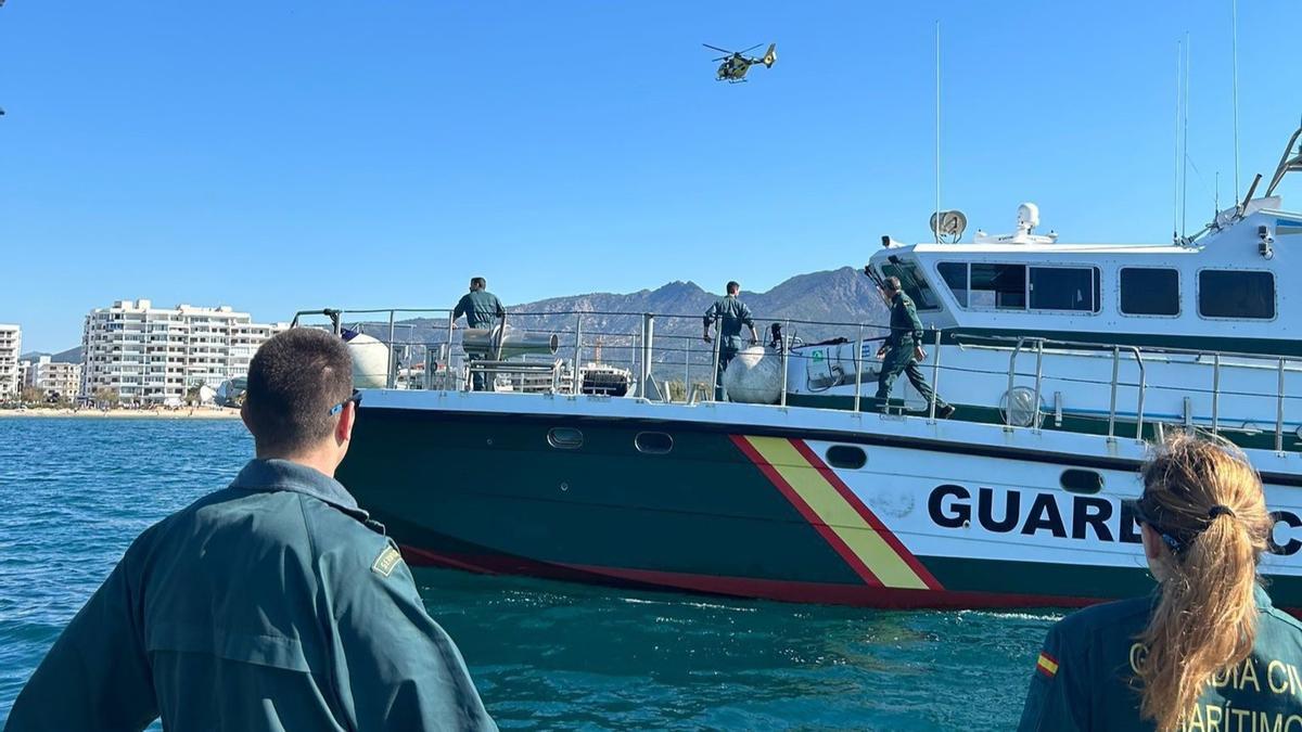 Dispositivo de búsqueda de la Guardia Civil del joven desaparecido en Roses