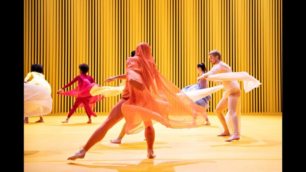 "Silk" llega este miércoles al Teatro Principal de Alicante de la mano del coreógrafo Iván Pérez