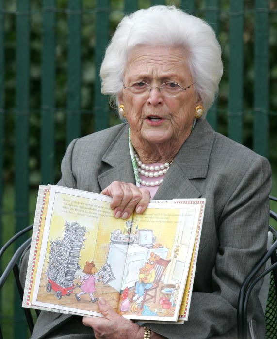 Former US first lady Barbara Bush dead at 92: ...