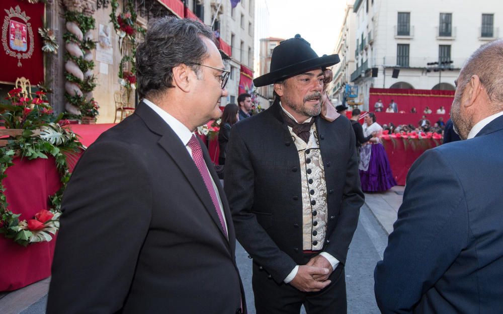 Isabel Bartual proclamada Bellea del Foc 2019.