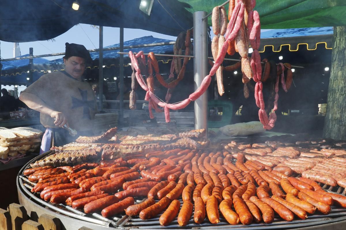 Ambiente del primer día del Mercado medieval