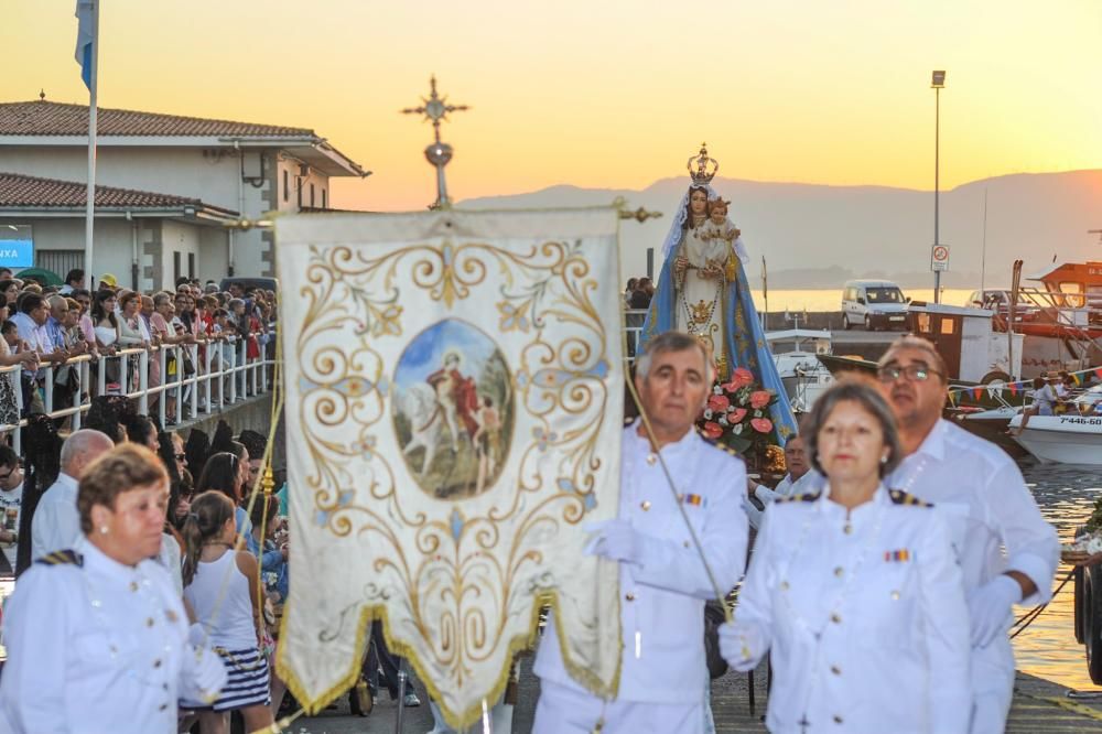 Procesión de la Virgen del Carmen 2017 en Arousa