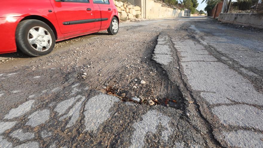 Vecinos de Peña de las Águilas crean una asociación de afectados ante el &quot;abandono municipal&quot;