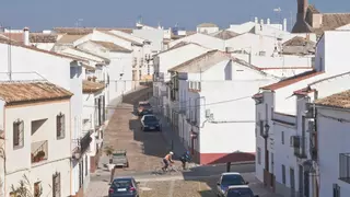 El cura gallego que convirtió un hospital en un pueblo de Córdoba