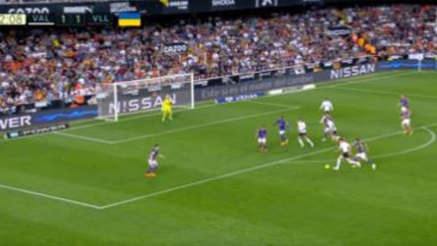 Vídeo: Así fue el gol de Javi Guerra para la euforia de Mestalla ...