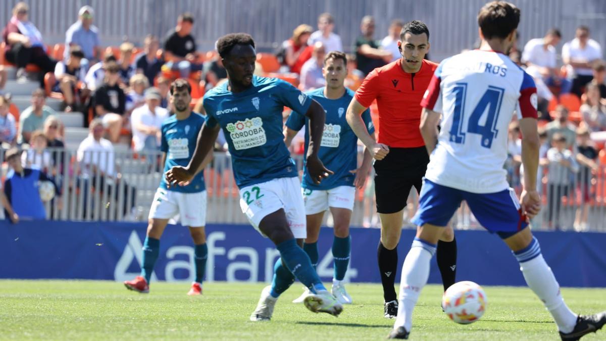 Un lance del Rayo Majadahonda-Córdoba CF.