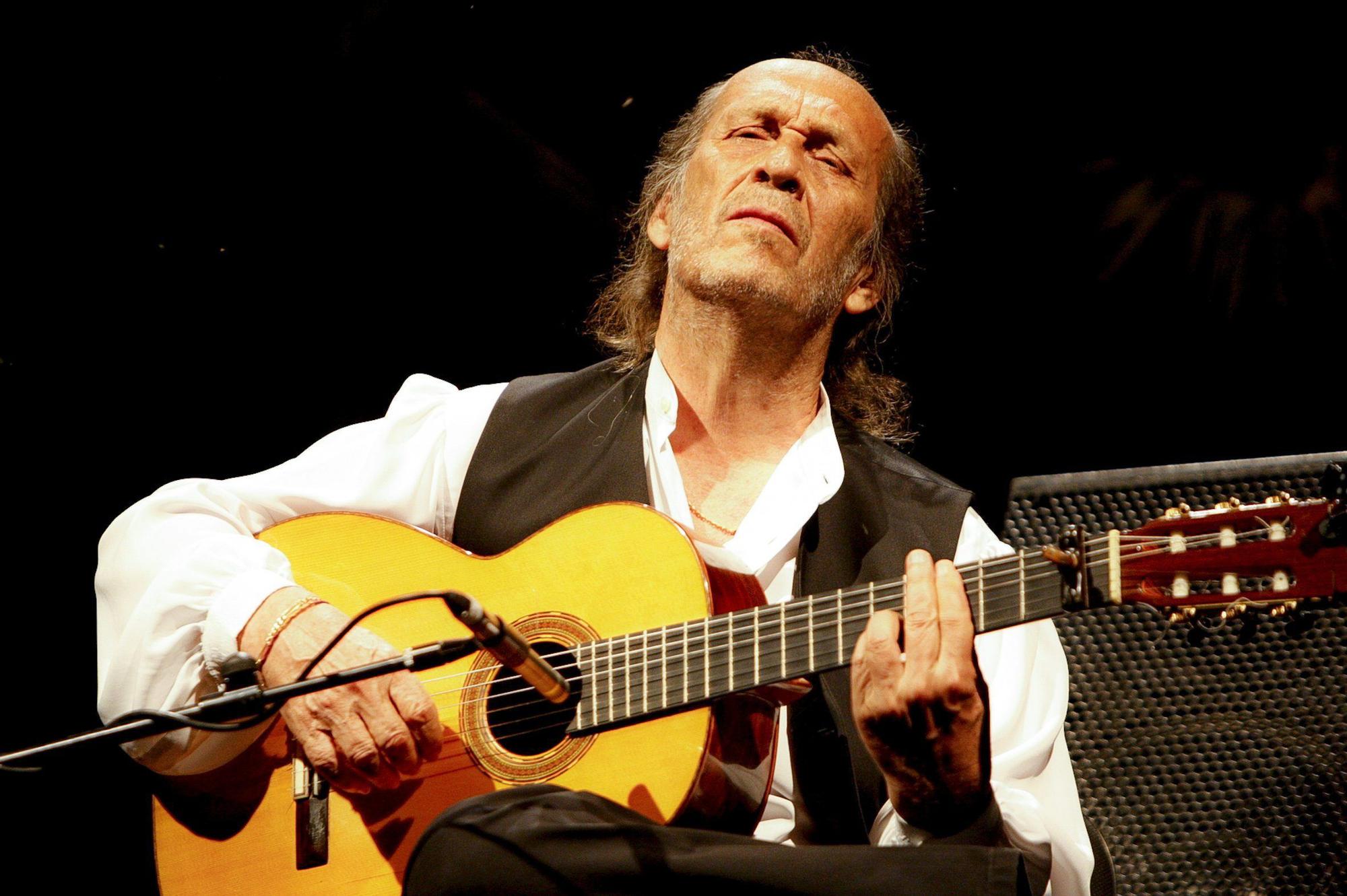 Paco de Lucía, en 2013, durante un concierto en Badajoz.