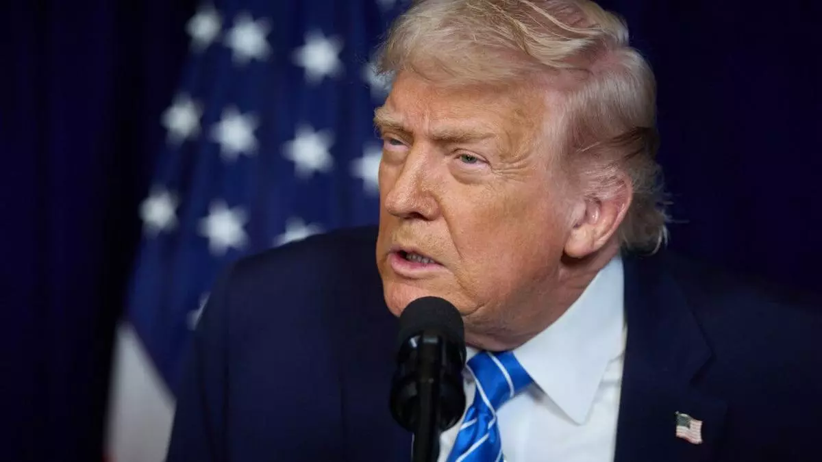 La Casa Blanca se marca un reguetón: usa el 'Dame más gasolina' de Daddy Yankee para presumir de la bajada del precio del carburante | VÍDEO