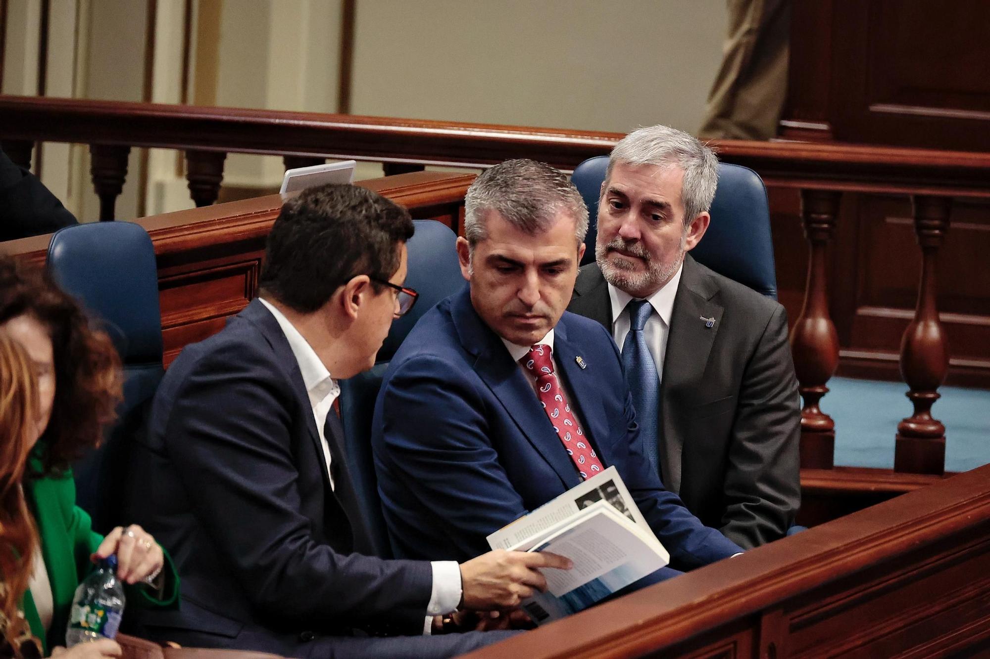 Pleno del Parlamento de Canarias