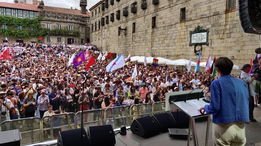 El BNG marcha por Santiago en busca de un &quot;cambio político&quot; en Galicia y para hacer valer su escaño &quot;decisivo&quot;