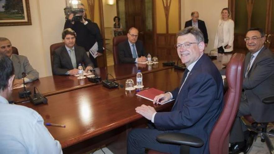 El jefe del Consell se reunió ayer con la delegación de Castelló de la CEV.