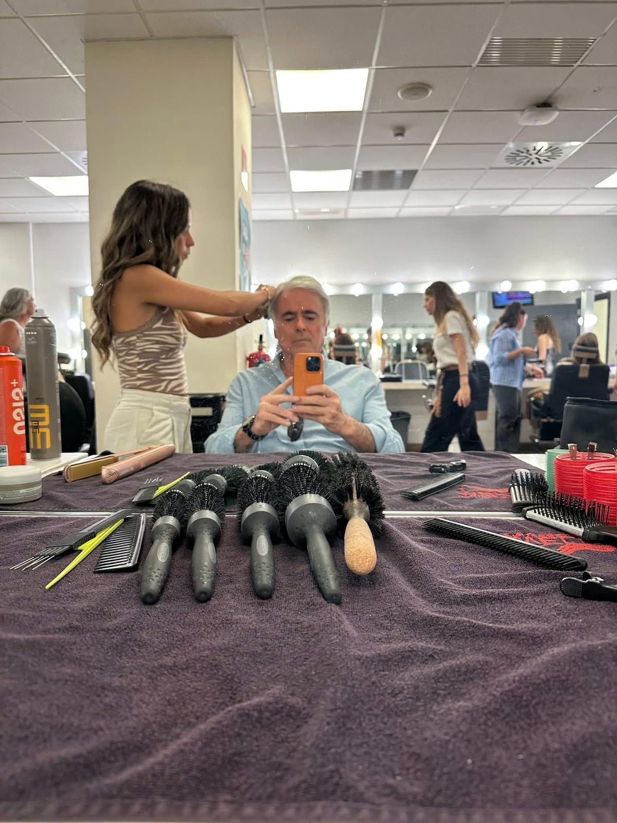 Castañares en maquillaje y peluquería en televisión.