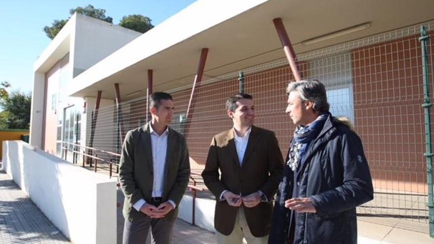 El PP reclama la apertura de la piscina cubierta del Parque Figueroa