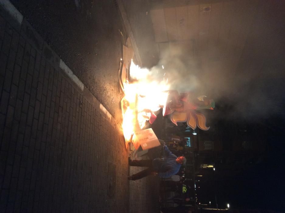 Cremà de la falla infantil de Xenillet de Torrent.