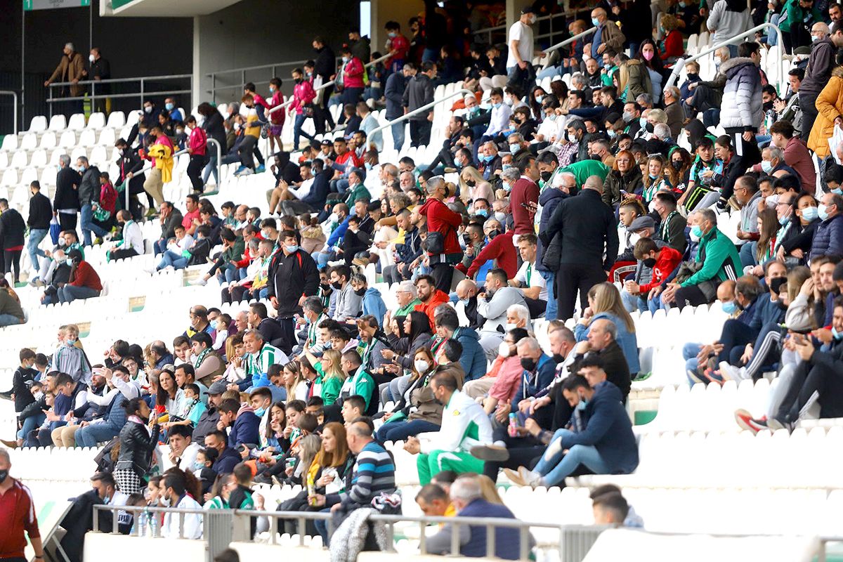 Córdoba CF - San Roque: Las imágenes de la afición en el Arcángel