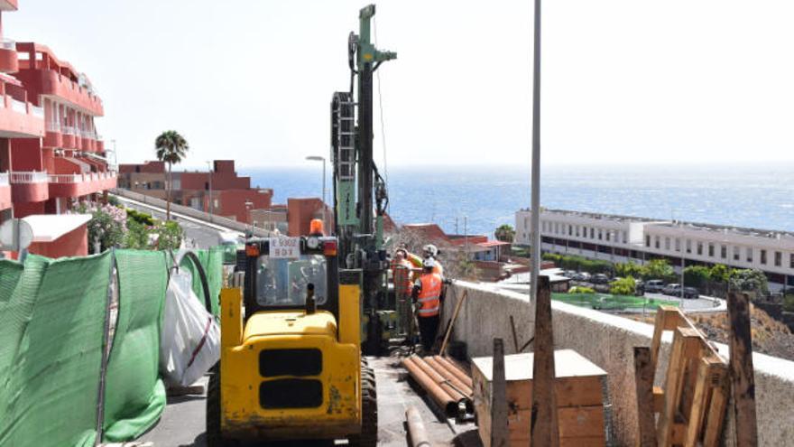 La calle Pizarro, en plenos trabajos de mejora.