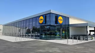 Lidl amenaza a Ikea con su último invento: un set de mesas que duplican el espacio en casa