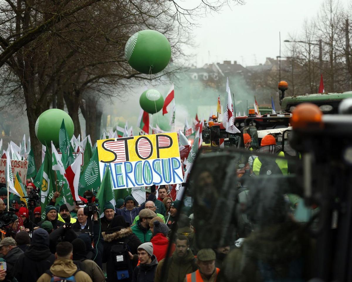 L’Eurocambra paralitza el pacte UE-Mercosur i l’envia a la justícia