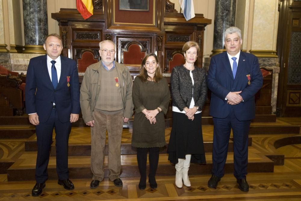 Medalla de Royal Green Jackets a Inés Rey