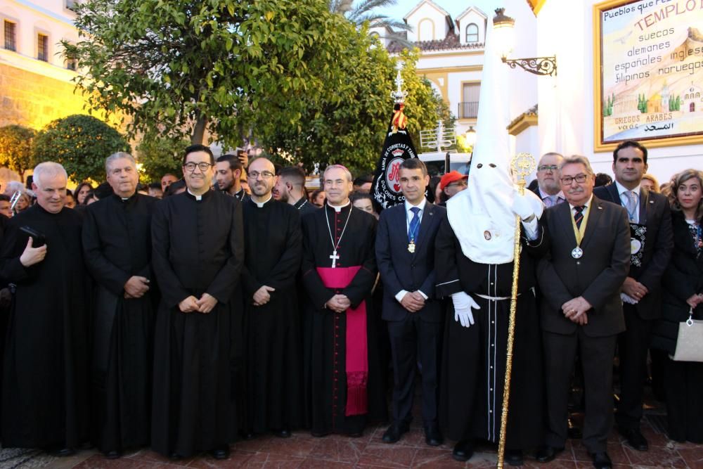 Salida de la cofradía de Santa Marta, el Martes Santo en Marbella.