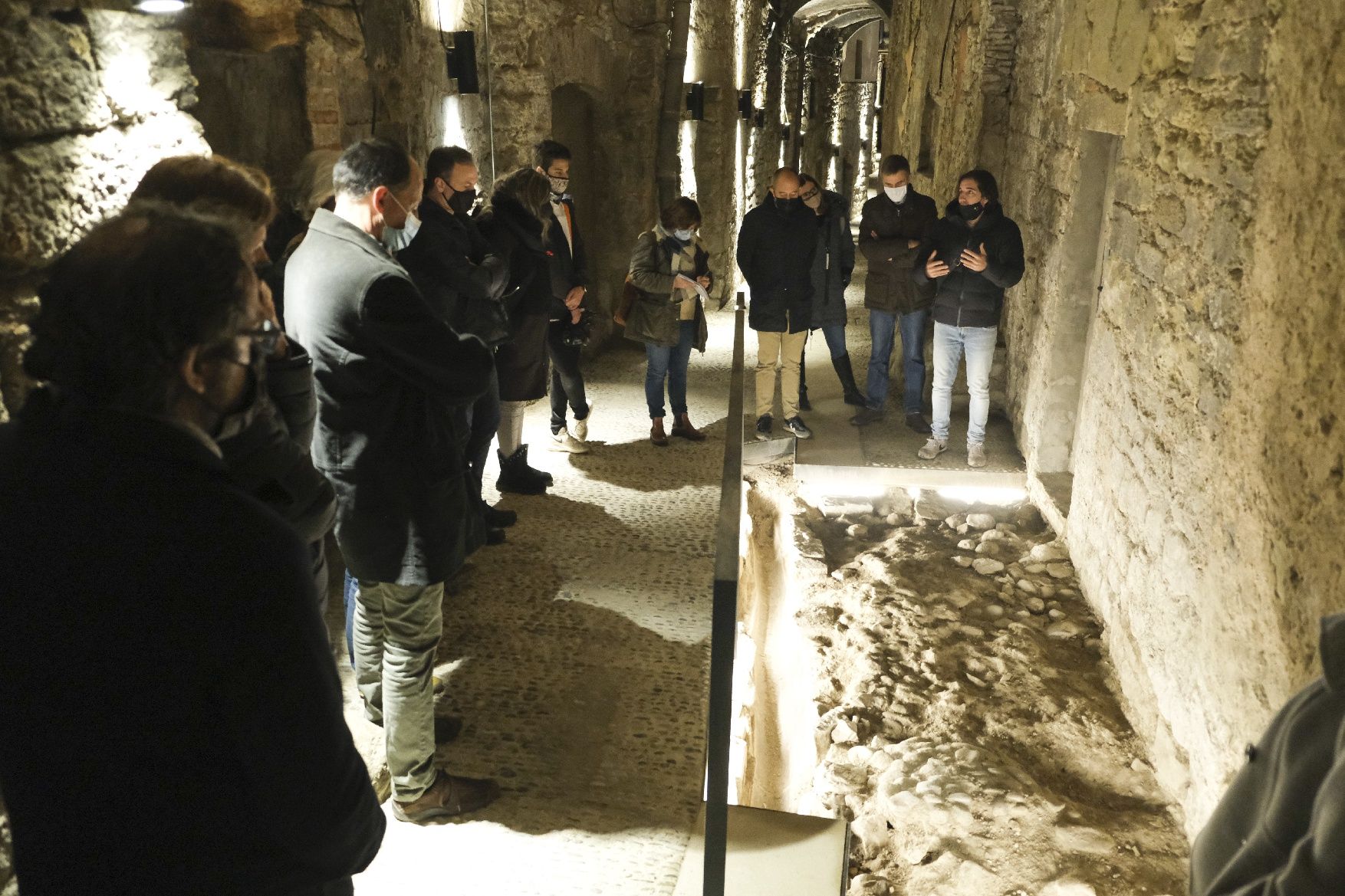 Les obres al carrer del Balç permeten descobrir un nou vial medieval