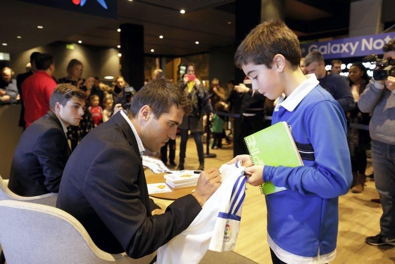 El Real Zaragoza participa en la campaña "Ningún niño sin juguete"