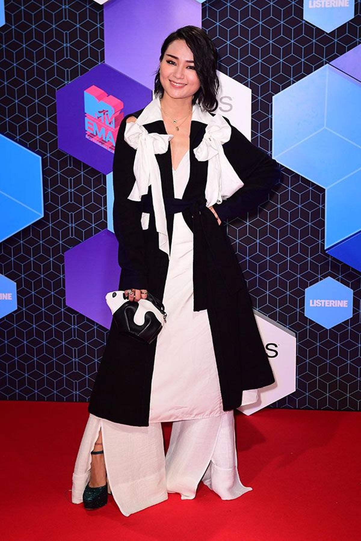 Bibi Zhou en los MTV EMA 2016