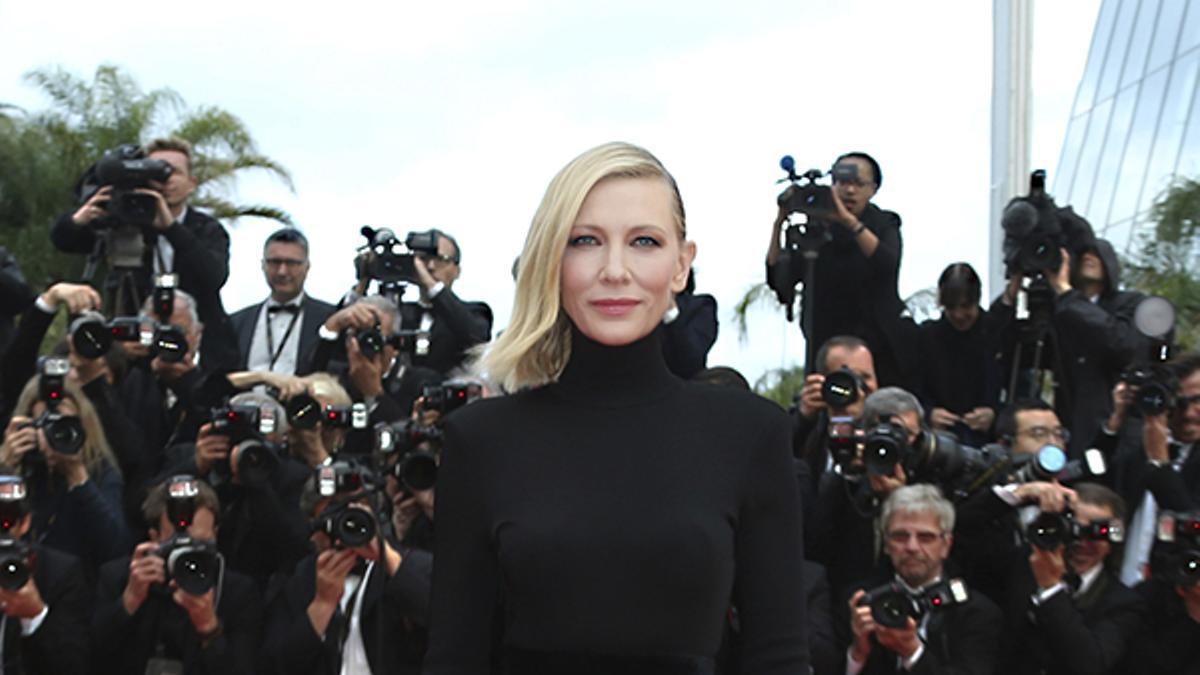 Cate Blanchett y Alessandra Ambrosio deslumbran en el festival de Cannes