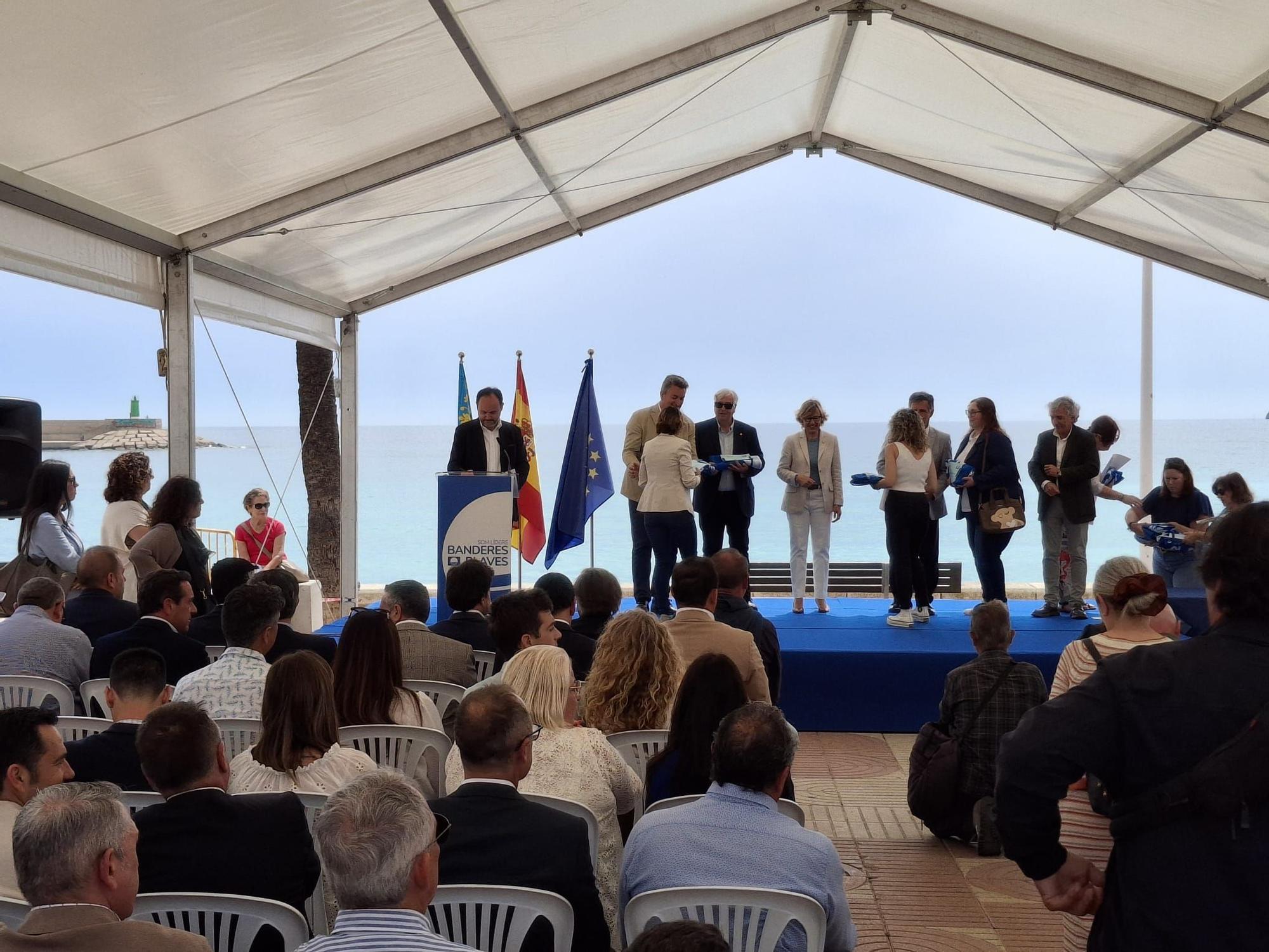 Xàbia, escenario de bandera: así ha sido la entrega de las 164 banderas azules (imágenes)