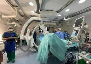 El Hospital Clínico incorpora un quirófano para angiología y cirugía vascular
