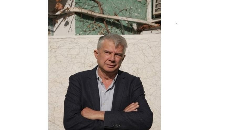 Premian a un catedrático de Matemáticas de la UV por sus "contribuciones a nivel mundial"