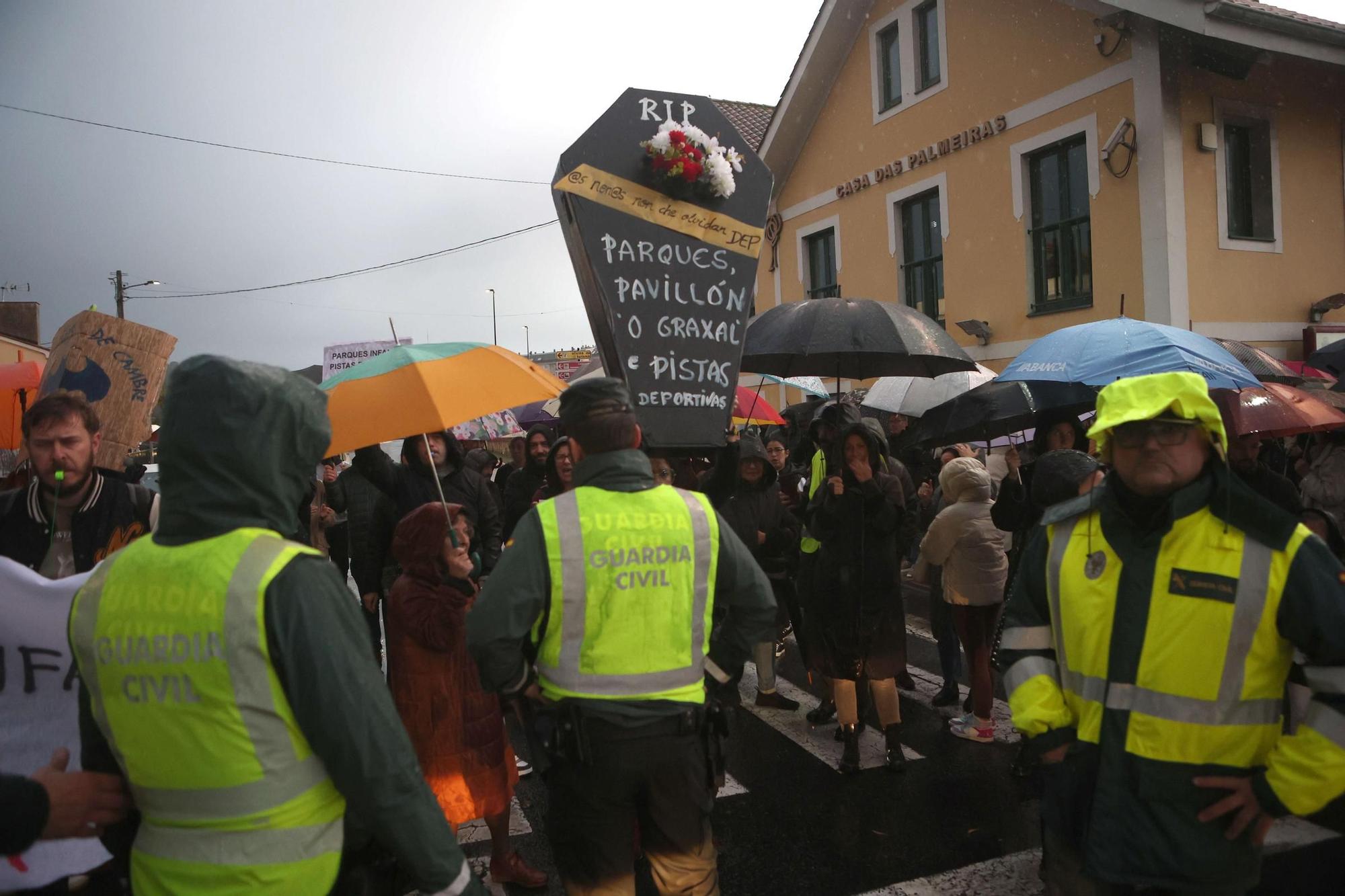 Protesta en O Temple pidiendo más pistas y parques