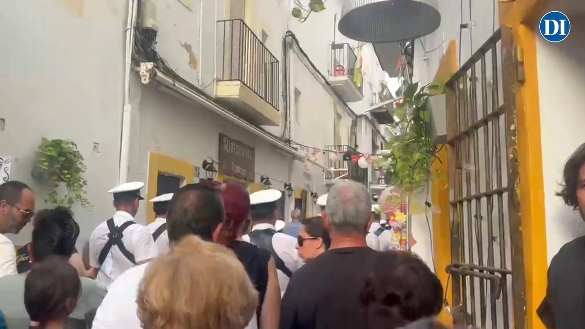 La procesión de la Virgen del Carmen por las calles de la Marina de Ibiza