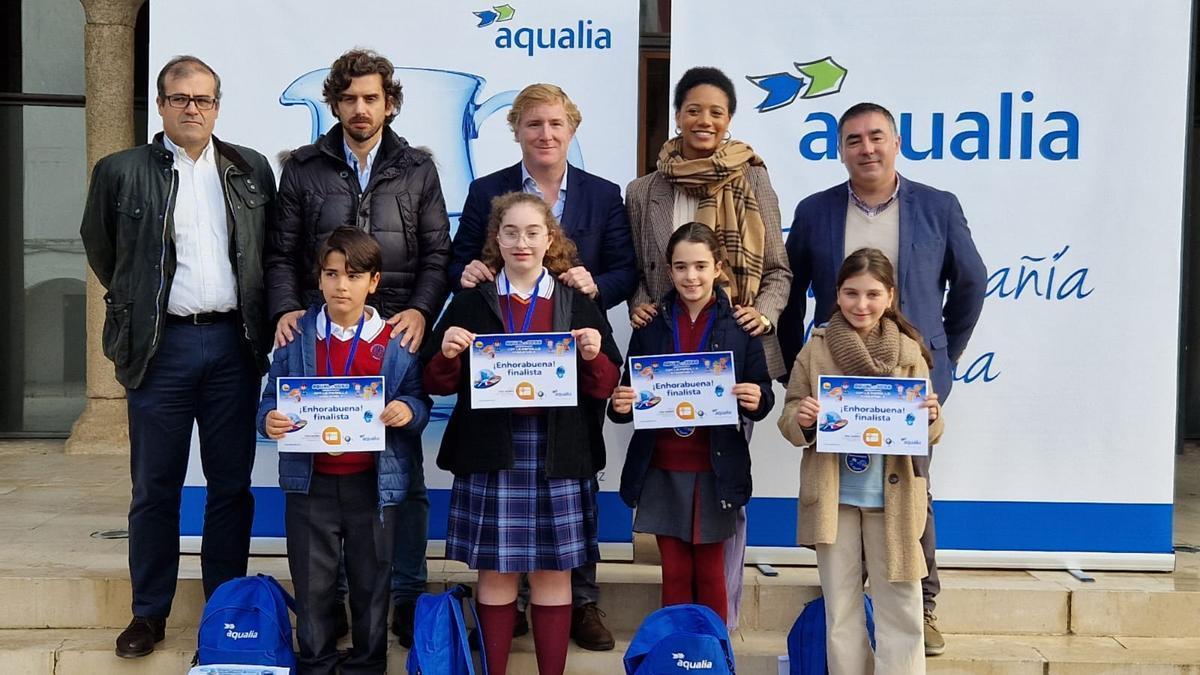 Cuatro escolares de Badajoz, en la final del concurso de dibujo de Aqualia