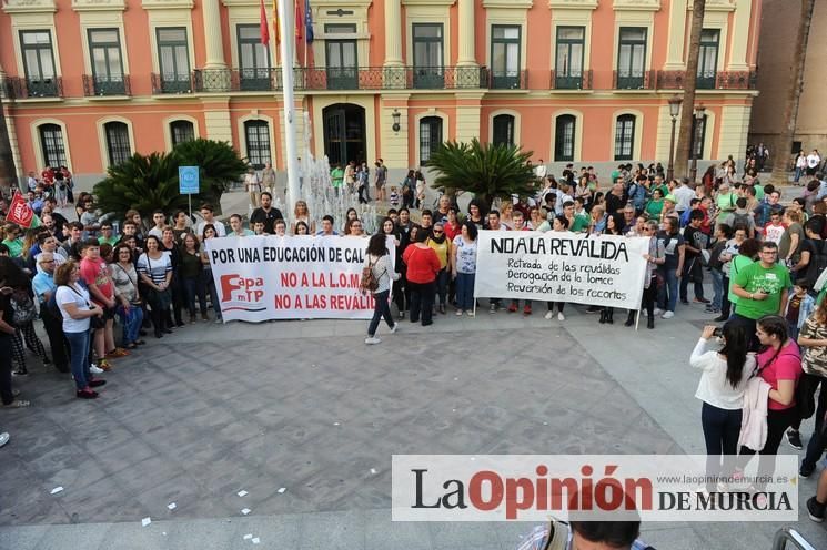 Manifestación contra la LOMCE en Murcia