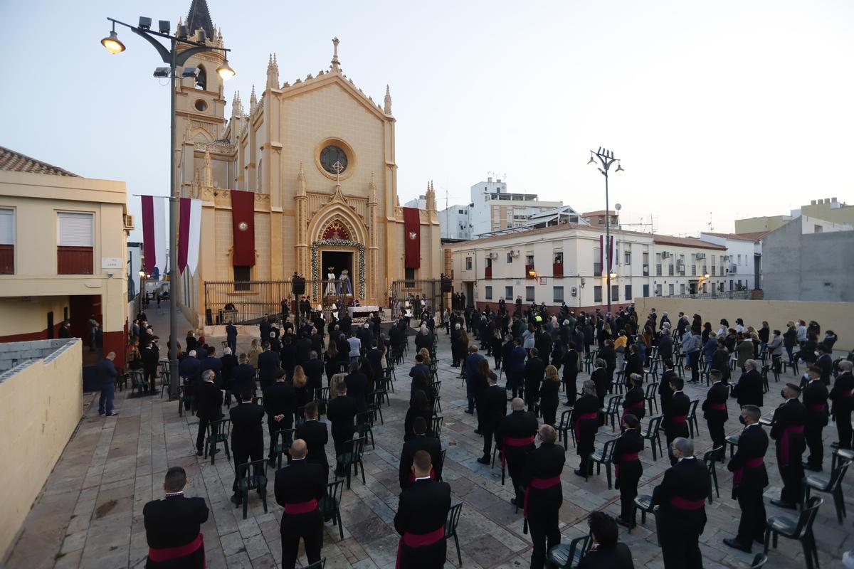 La Misa del Alba del Cautivo en la plaza de San Pablo