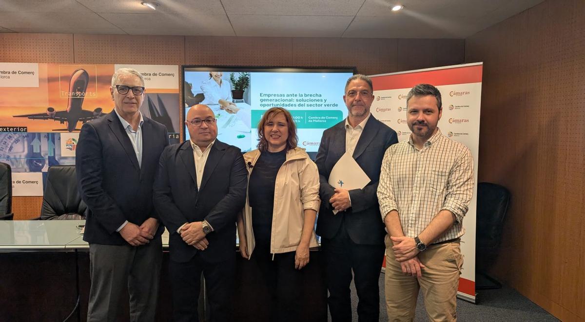 El acto reunió a representantes empresariales, centros educativos y responsables institucionales.