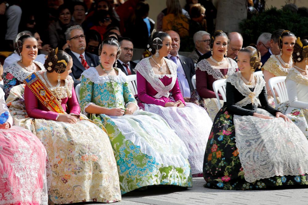 Homenaje a la Senyera de las fallas del Marítimo