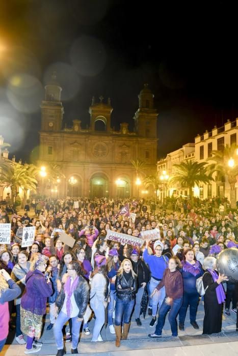 GENTE Y CULTURA 07-03-19  LAS PALMAS DE GRAN CANARIA. 8M Día Internacional de la Mujer. Manifestación por el 8M Día Internacional de la Mujer. FOTOS: JUAN CASTRO