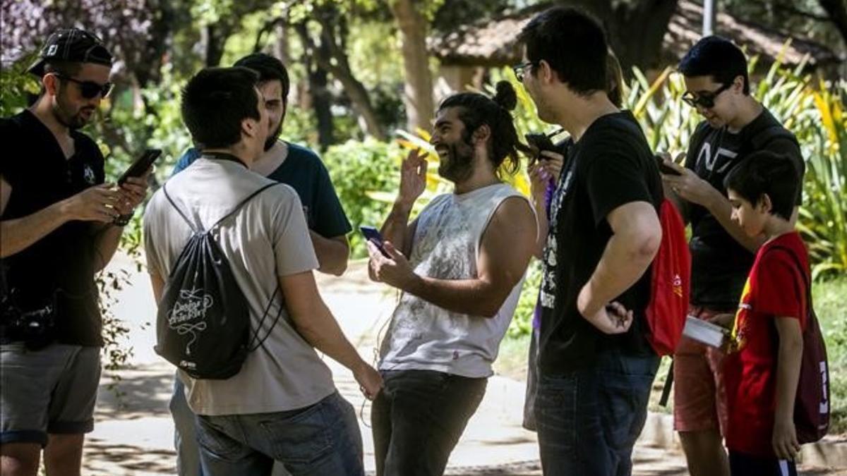 Grupo de fans de Pokemon Go en Barcelona