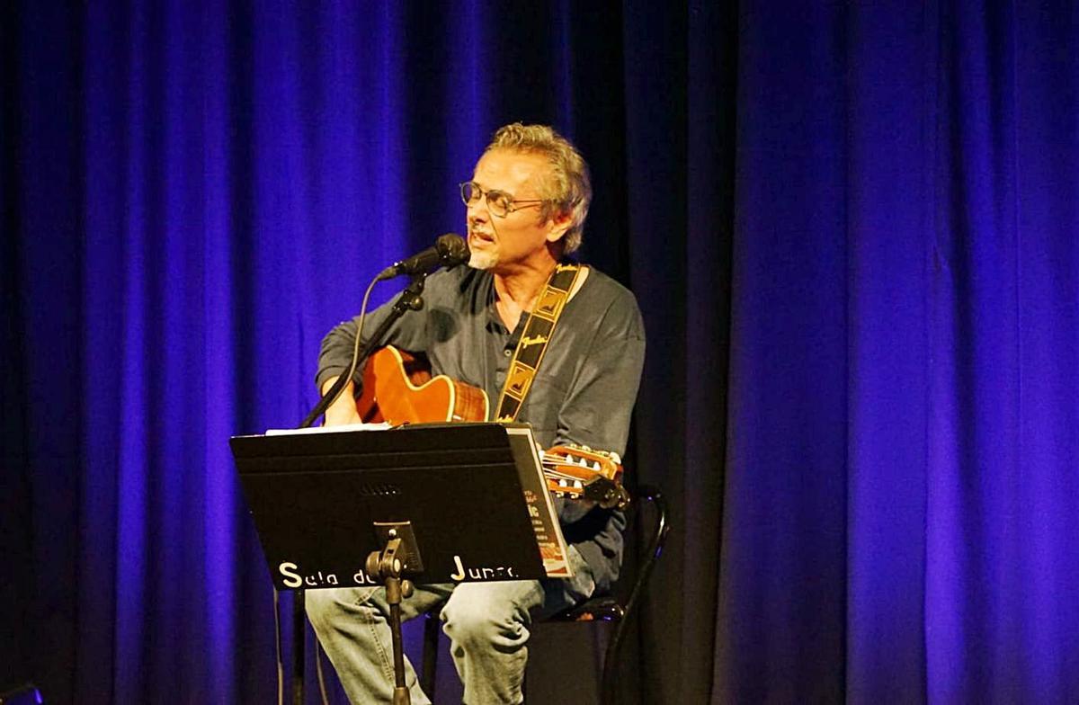 El cantautor valencià Joan Amèric. | L-EMV