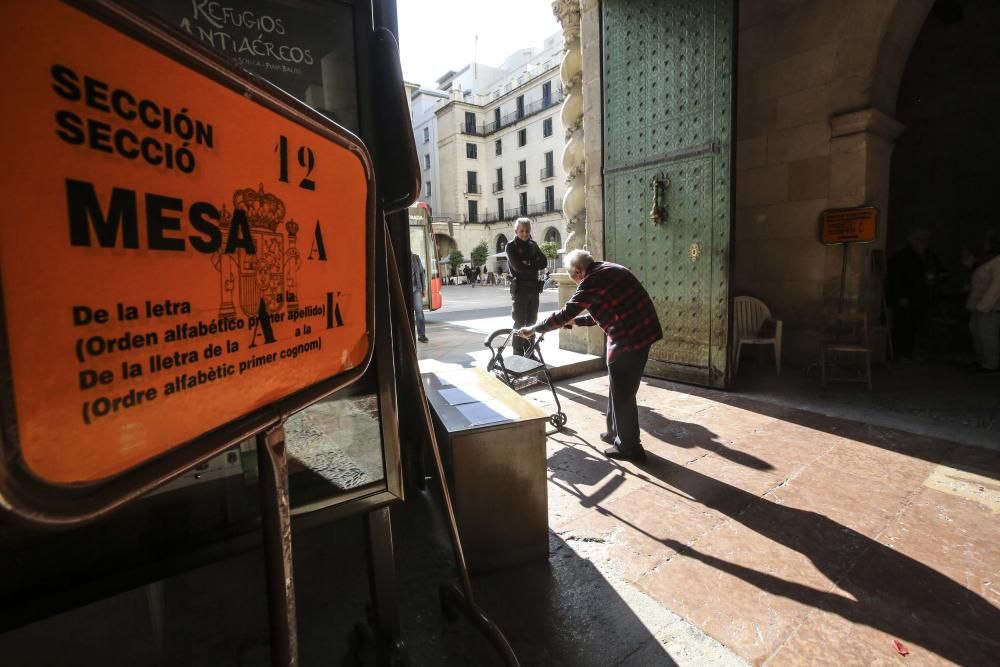 Elecciones generales 10-N: Jornada electoral en Alicante