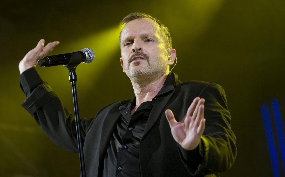 Miguel Bosé celebra 60 años sobre los escenarios