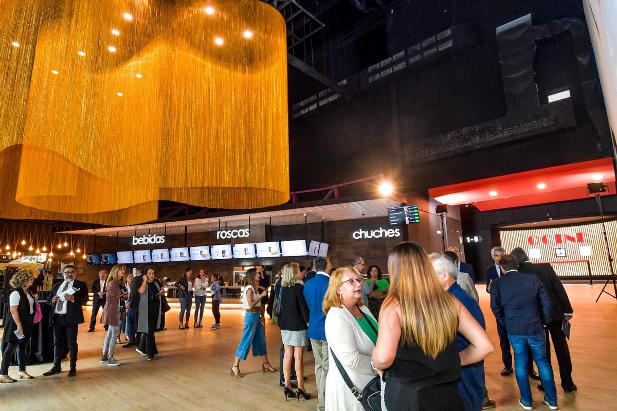 Inauguración de OCine, en el Centro Comercial 7 Palmas