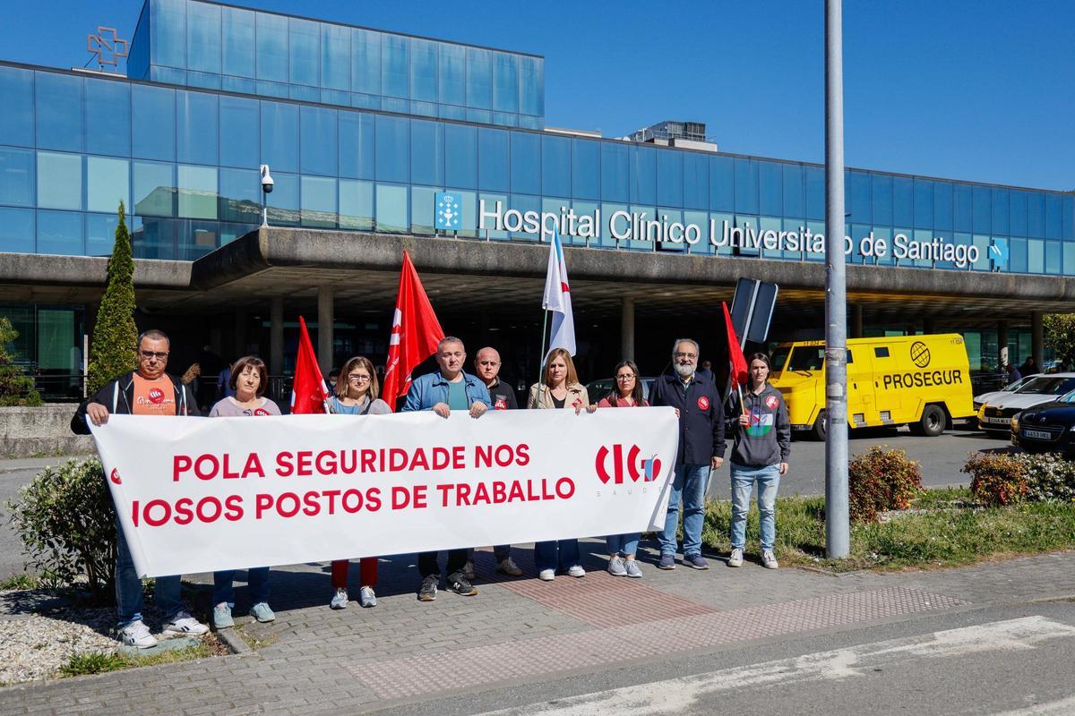 Concentración de la CIG ante el Hospital Clínico de Santiago este viernes